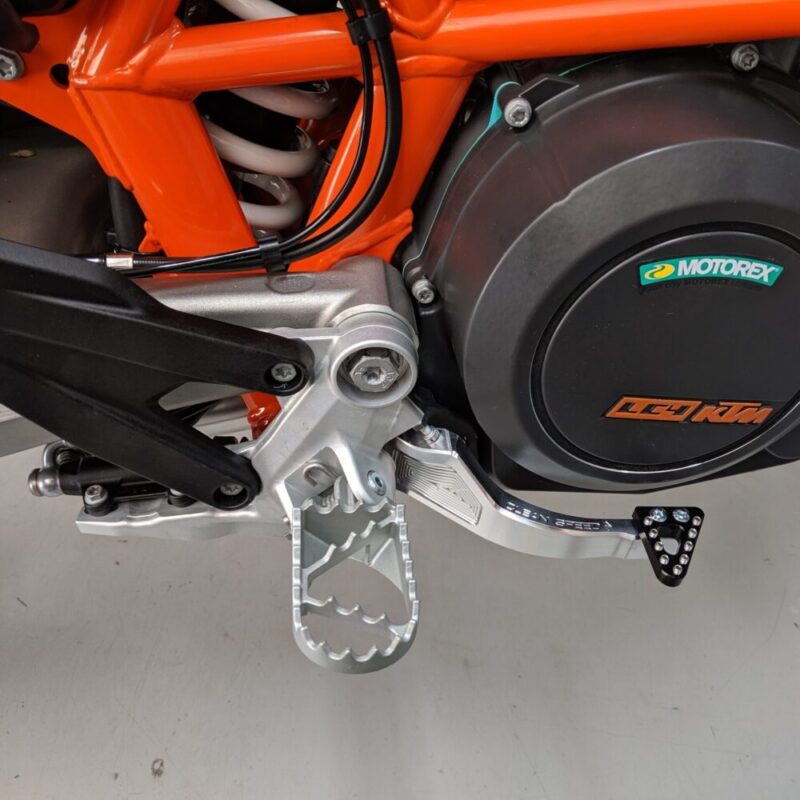 Clean Speed KTM 690 Husqvarna 701 GasGas 700 Brake Pedal