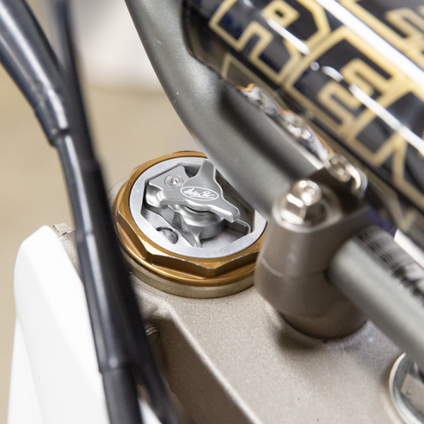 Motion Pro Compression Adjuster - KYB AOS